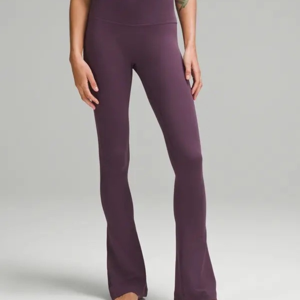 Lululemon Align High Rise Mini Flare pant grape thistle